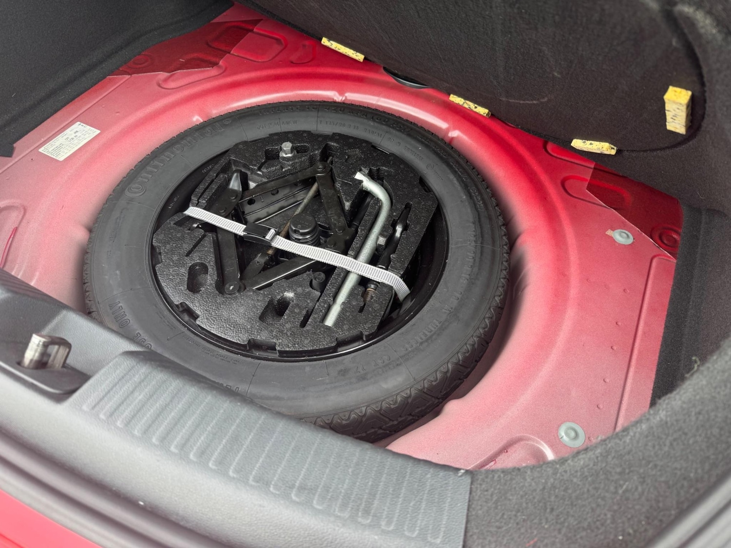 Used Volkswagen Beetle 2013 for sale - 76349027: Photo 14
