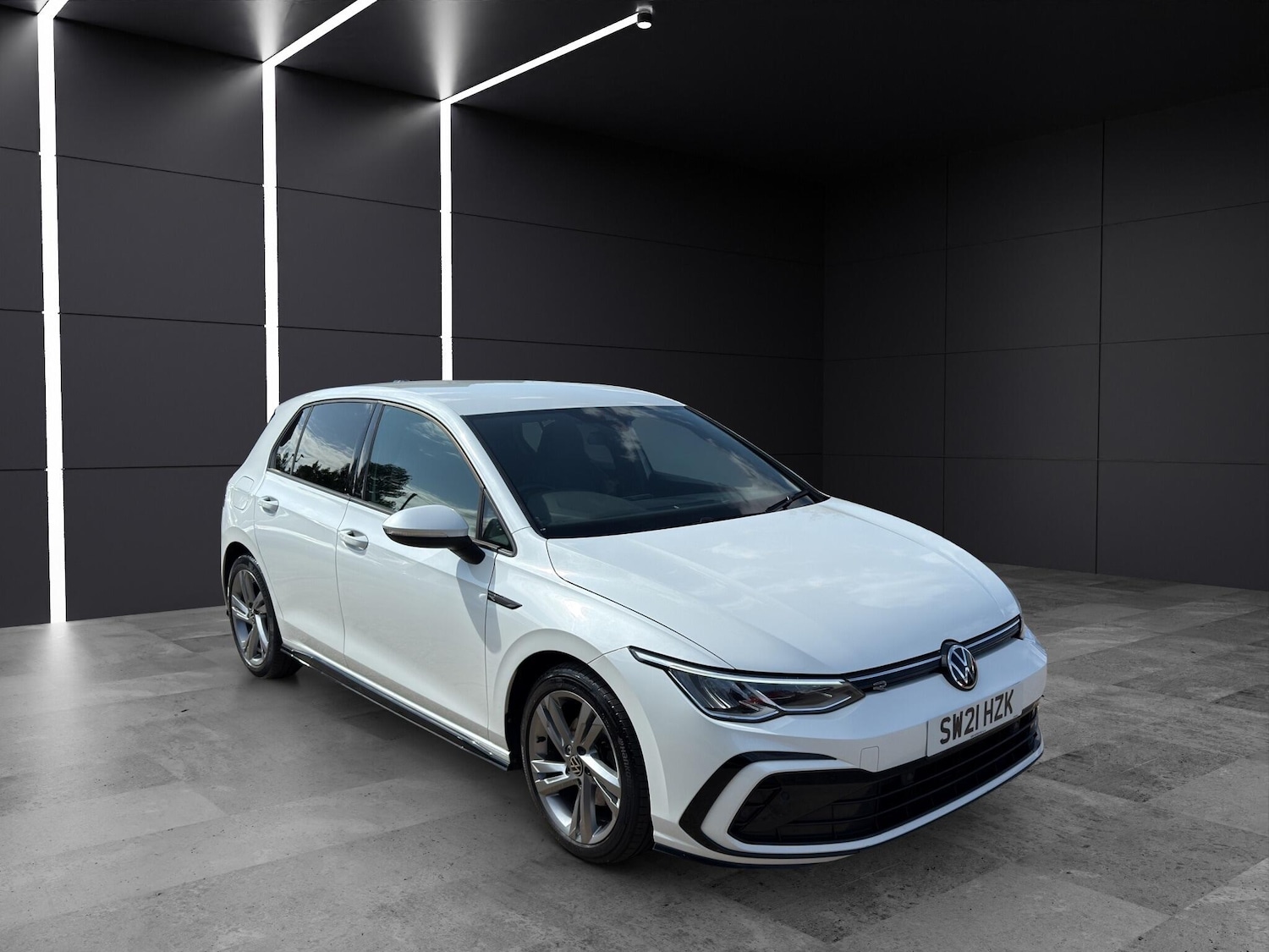 Used Volkswagen Golf 2021 for sale - 76349661: Photo 1