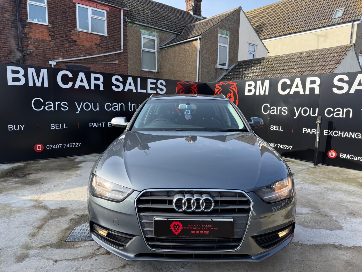 Used Audi A4 2012 for sale - 77982925: Photo 2