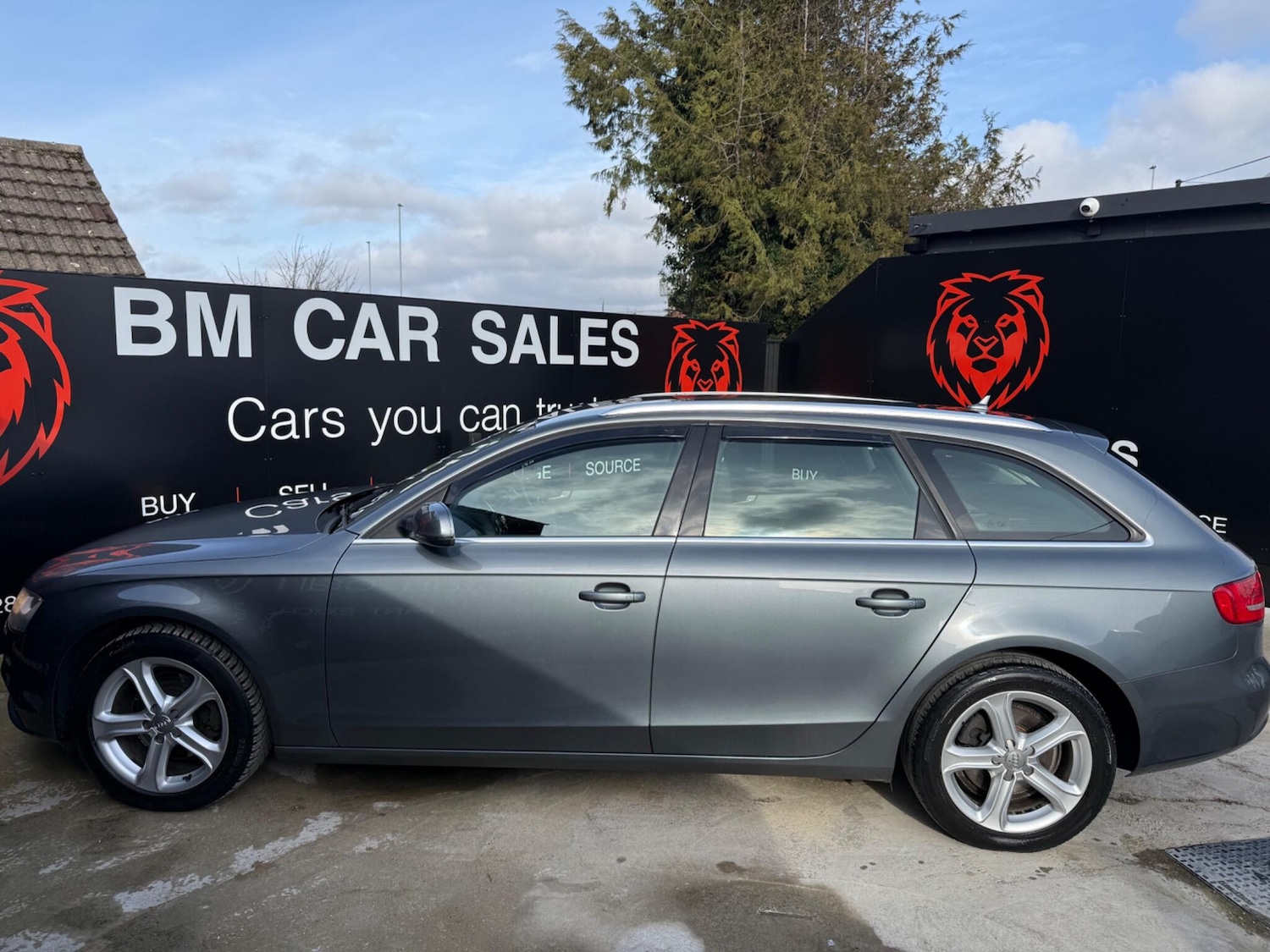 Used Audi A4 2012 for sale - 77982925: Photo 5