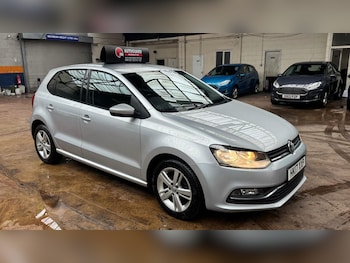 Used Volkswagen Polo 2017 for sale - 77470152: Photo