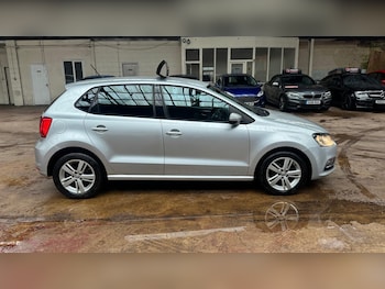 Used Volkswagen Polo 2017 for sale - 77470152: Photo