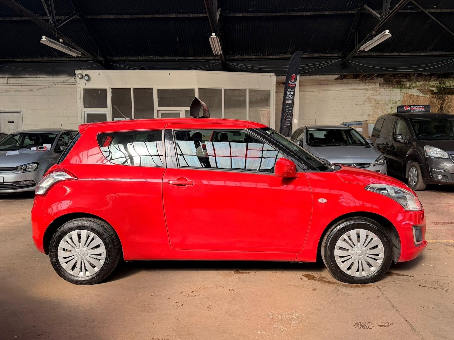 Used Suzuki Swift 2015 for sale - 77935443: Photo 6