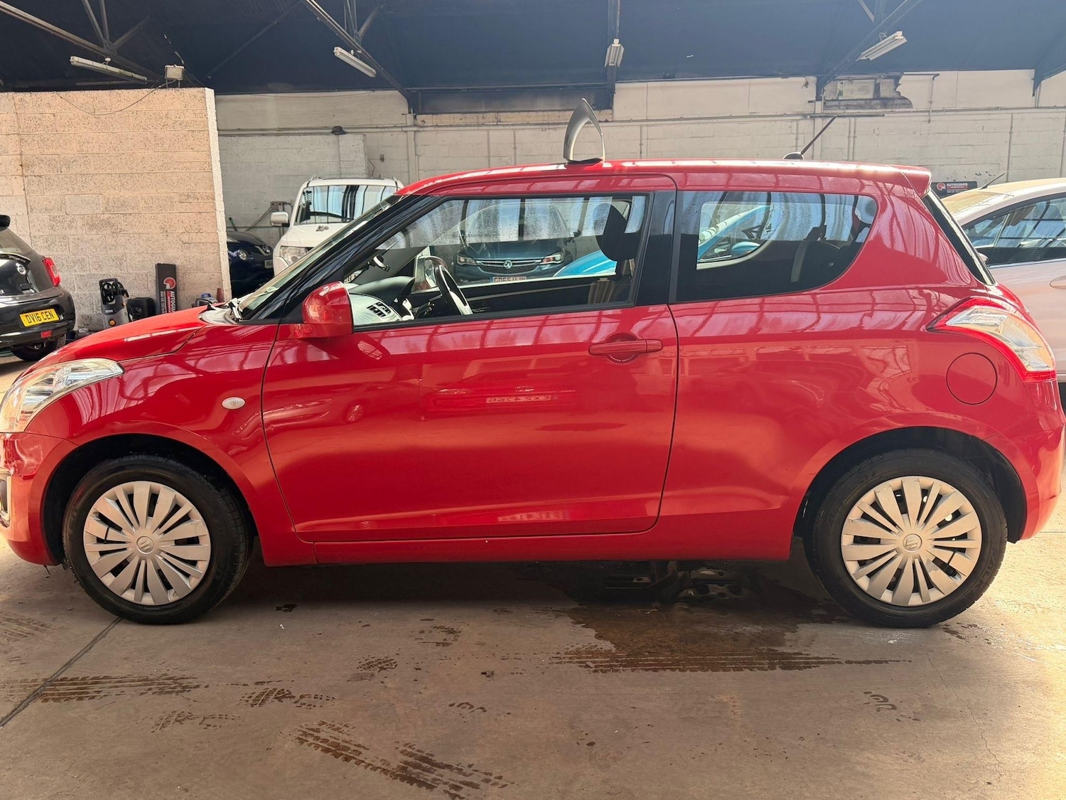 Used Suzuki Swift 2015 for sale - 77935443: Photo 7