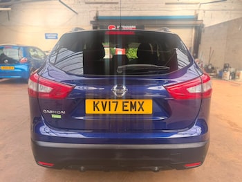 Used Nissan Qashqai 2017 for sale - 79536078: Photo
