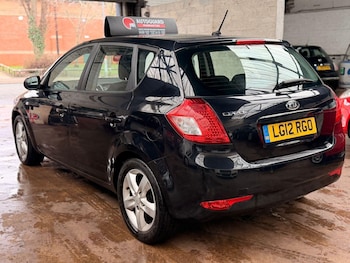 Used Kia Ceed 2012 for sale - 77636546: Photo