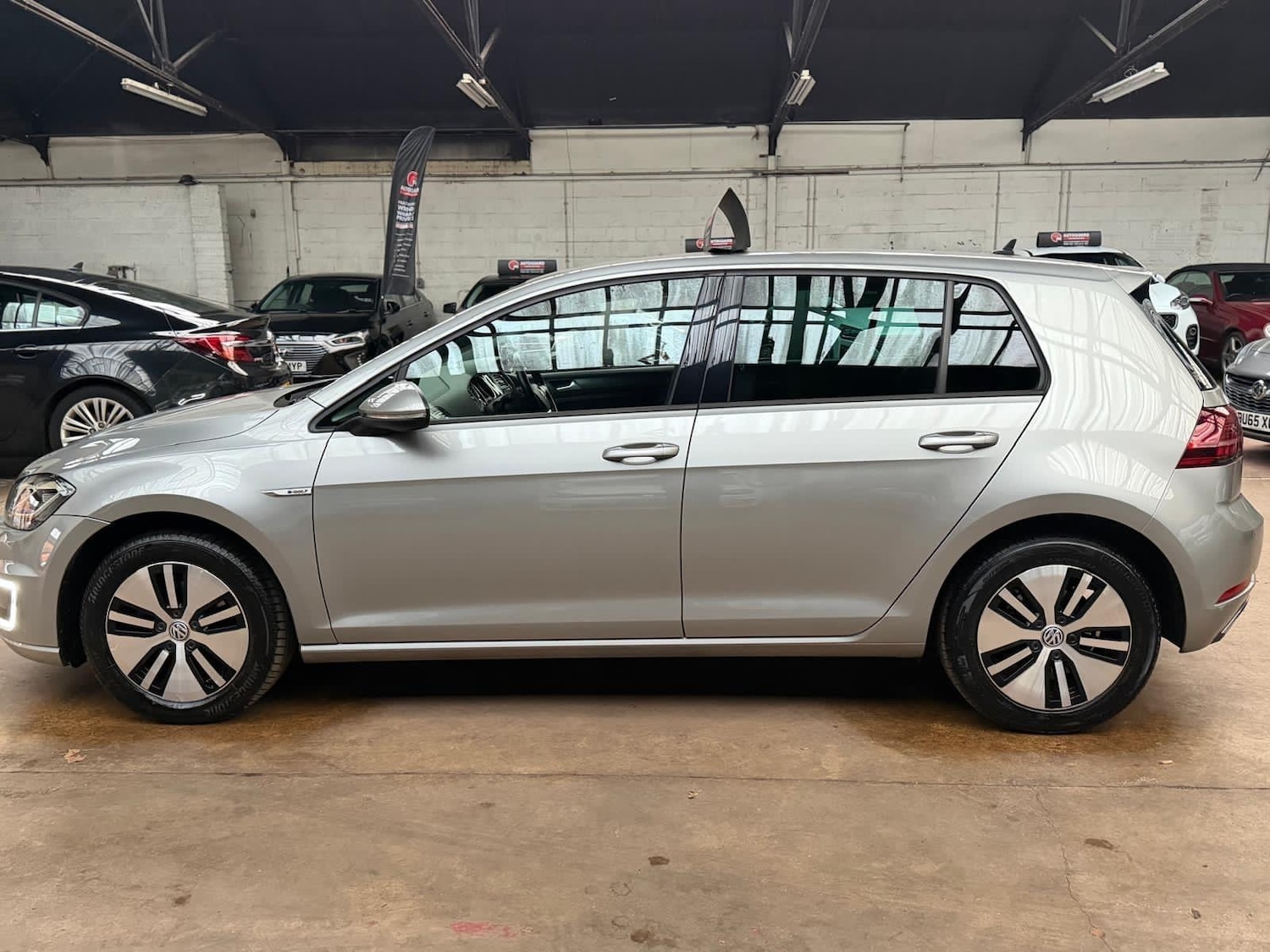 Used Volkswagen Golf 2018 for sale - 76798549: Photo 2