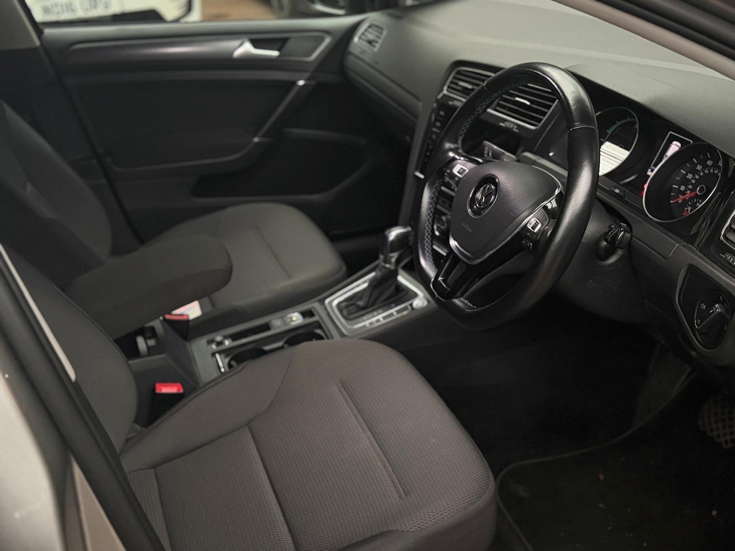 Used Volkswagen Golf 2018 for sale - 76798549: Photo 9