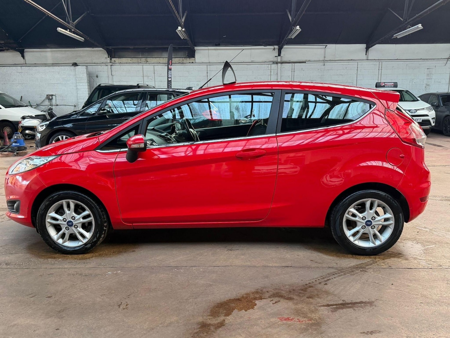 Used Ford Fiesta 2014 for sale - 77044700: Photo 6