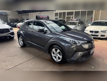 Used Toyota C-HR 2018 for sale - 78899110: Photo