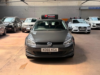 Used Volkswagen Golf 2017 for sale - 79154510: Photo