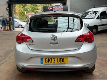 Used Vauxhall Astra 2013 for sale - 76312686: Photo 4