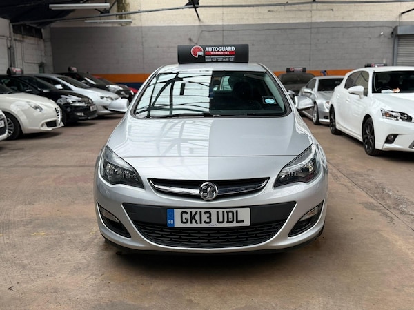 Used Vauxhall Astra 2013 for sale - 76312686: Photo 7