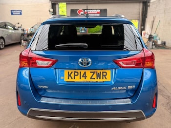 Used Toyota Auris 2014 for sale - 78549534: Photo