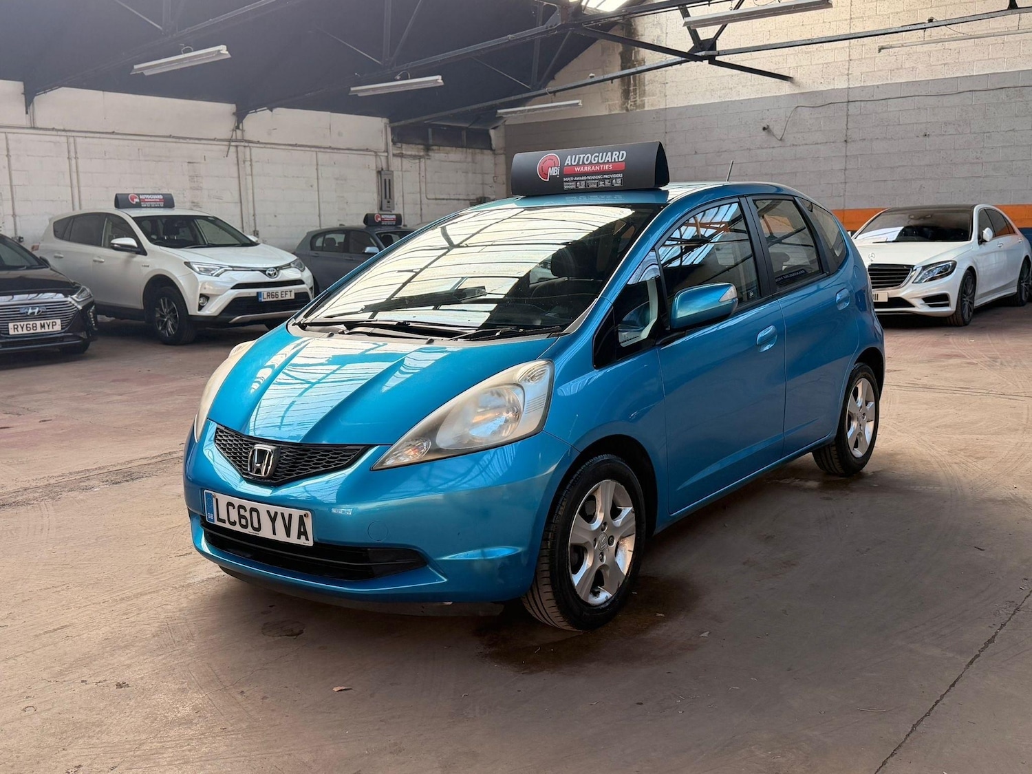 Used Honda Jazz 2010 for sale - 77121157: Photo 6