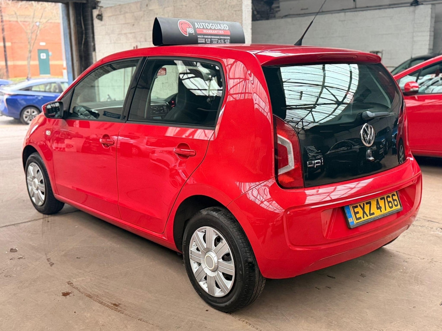 Used Volkswagen up! 2013 for sale - 77626855: Photo 4