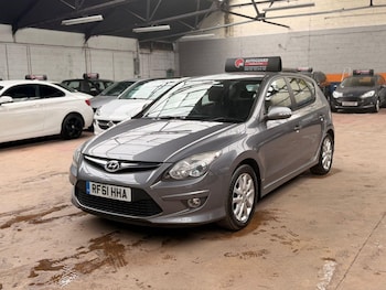 Hyundai i30 feature image