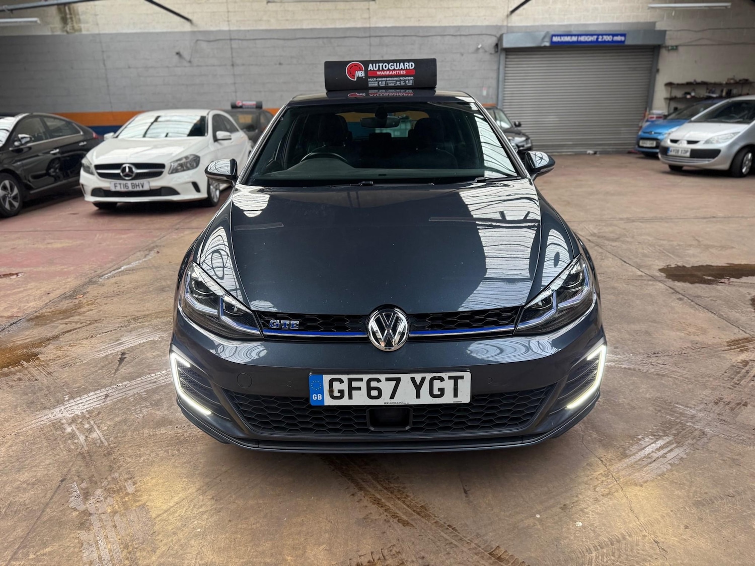 Used Volkswagen Golf 2017 for sale - 76453164: Photo 2