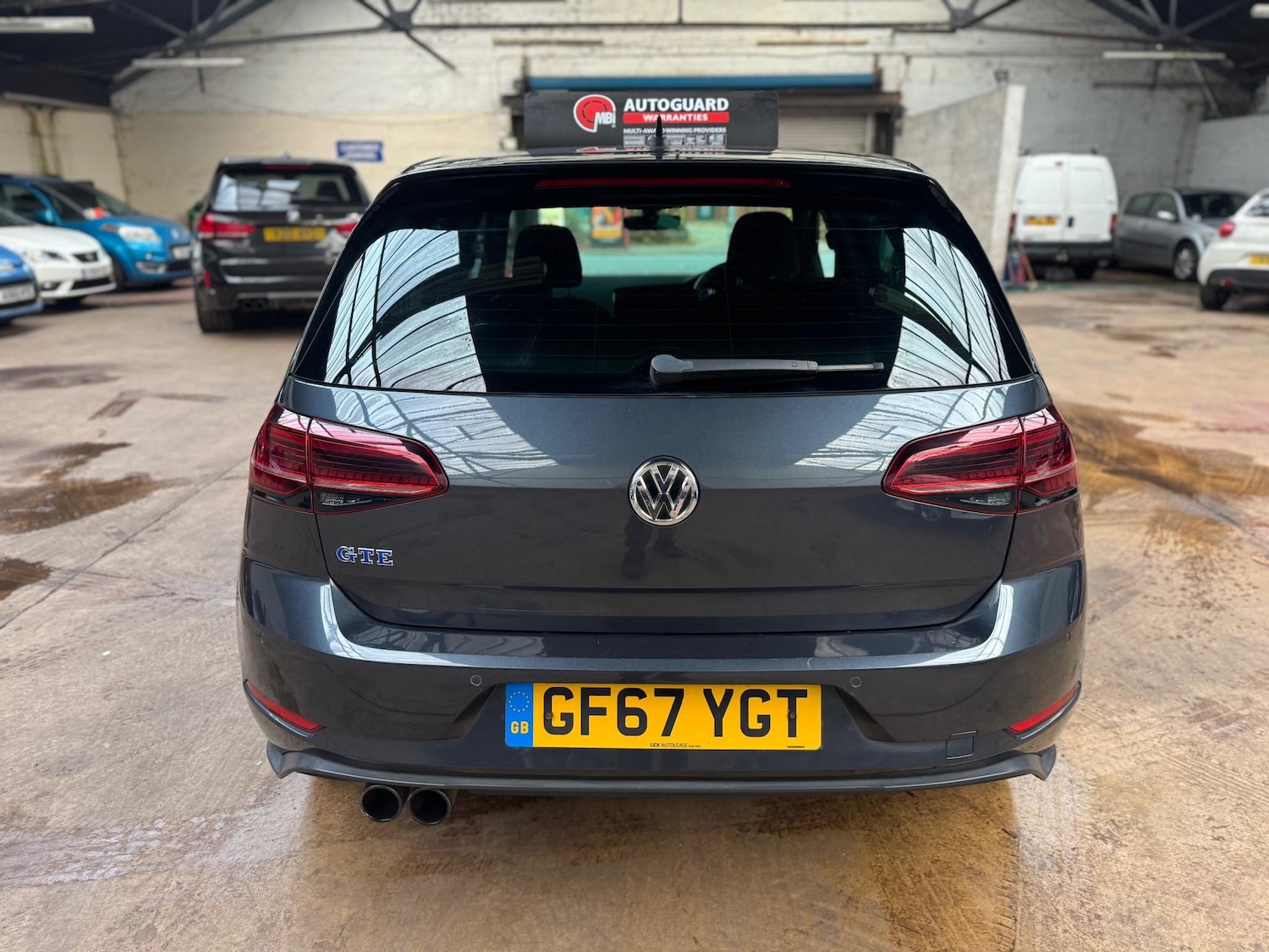 Used Volkswagen Golf 2017 for sale - 76453164: Photo 5