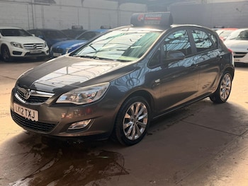 Used Vauxhall Astra 2012 for sale - 77971151: Photo