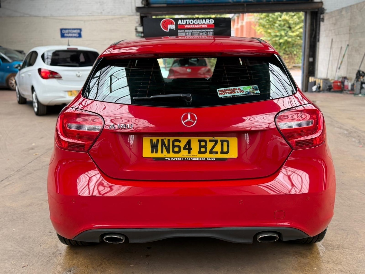 Used Mercedes-Benz A-Class 2014 for sale - 76367047: Photo 2