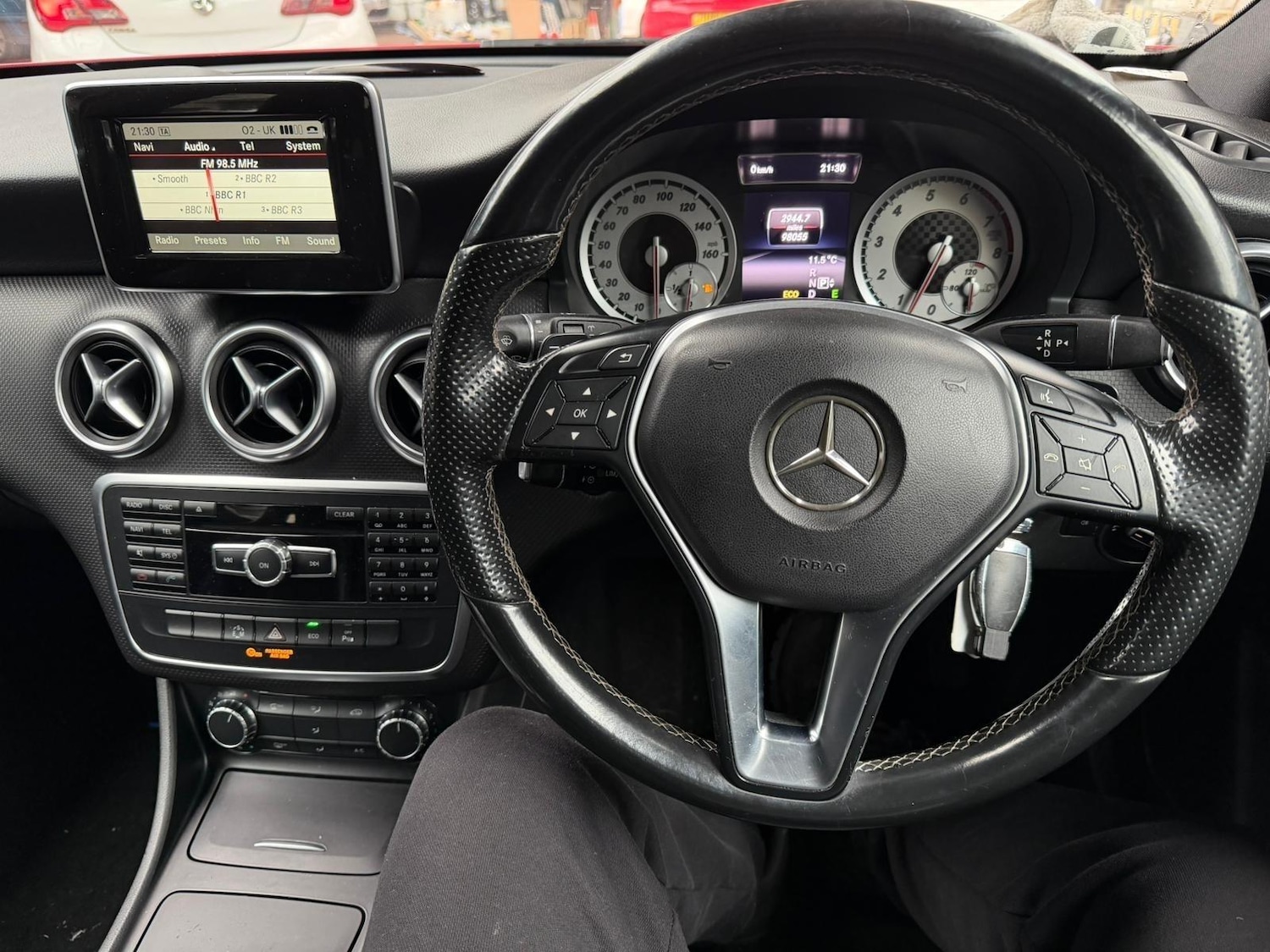 Used Mercedes-Benz A-Class 2014 for sale - 76367047: Photo 9