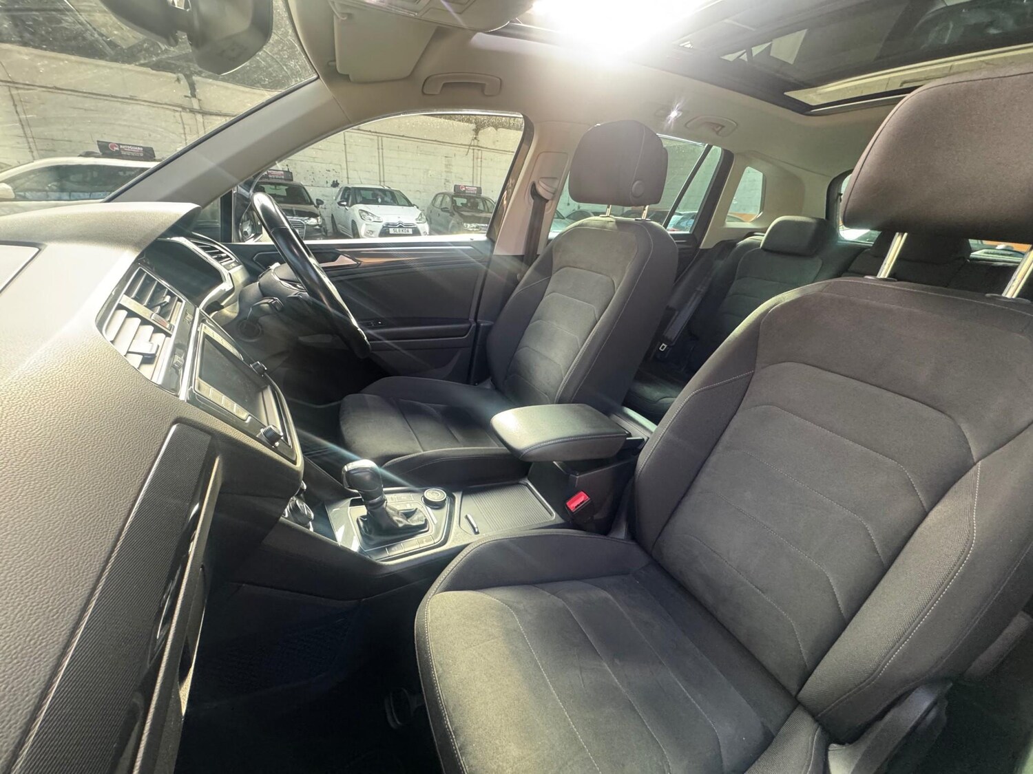 Used Volkswagen Tiguan 2017 for sale - 76480572: Photo 15