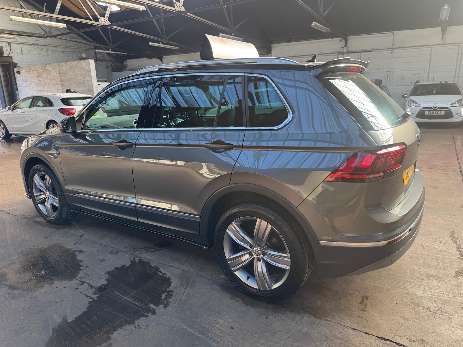 Used Volkswagen Tiguan 2017 for sale - 76480572: Photo 5