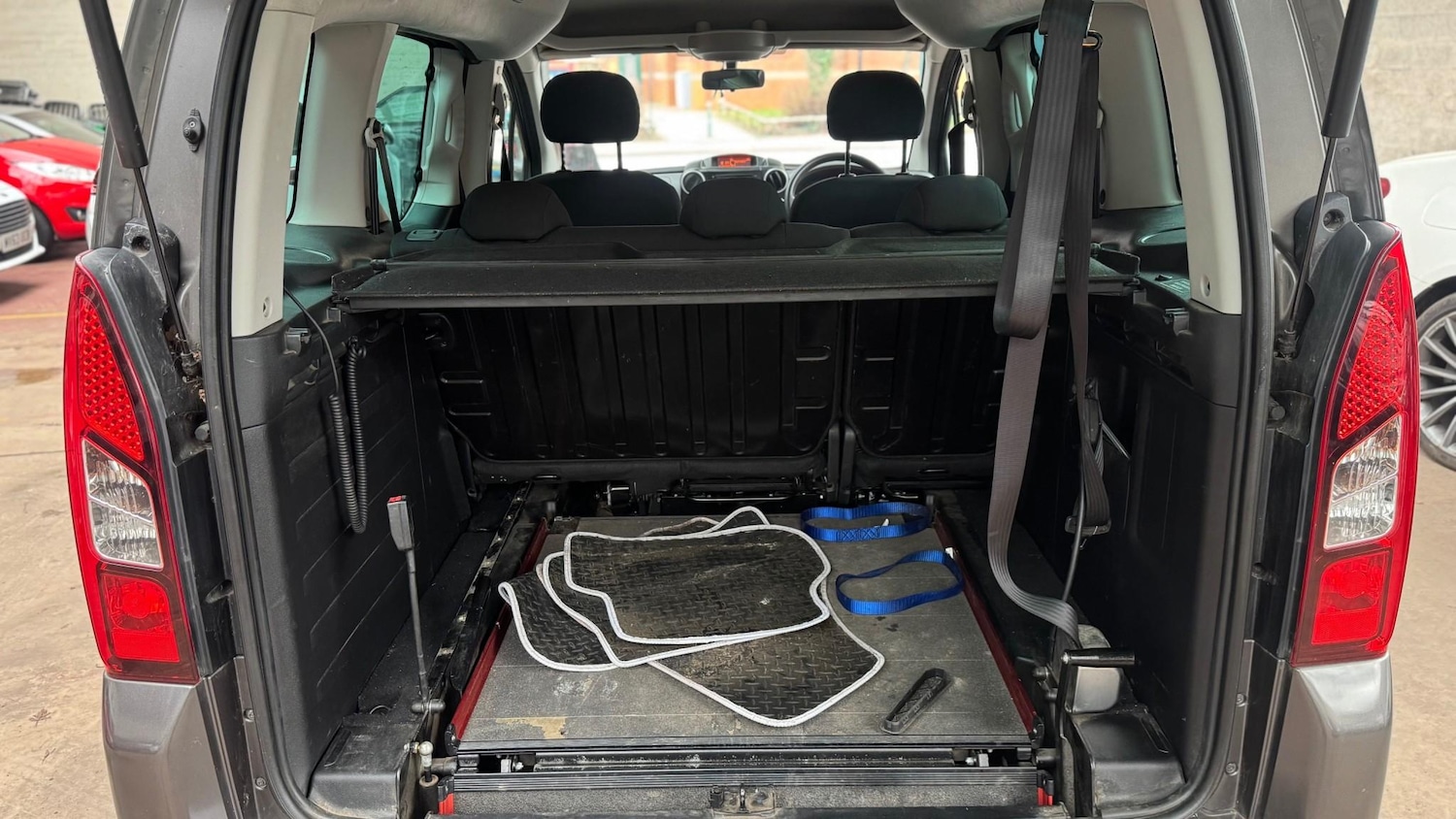 Used Peugeot Partner Tepee 2016 for sale - 77791681: Photo 12