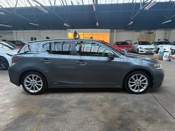 Used Lexus CT 2012 for sale - 75973379: Photo