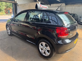 Used Volkswagen Polo 2011 for sale - 75973376: Photo