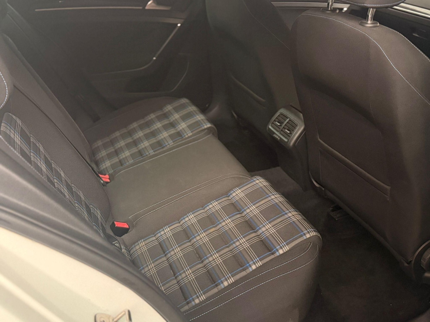 Used Volkswagen Golf 2016 for sale - 77626859: Photo 10