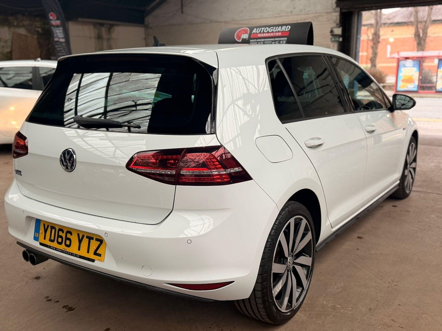 Used Volkswagen Golf 2016 for sale - 77626859: Photo 3
