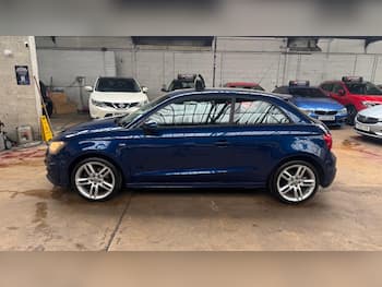 Used Audi A1 2011 for sale - 79578027: Photo