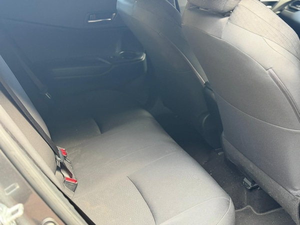 Used Toyota C-HR 2017 for sale - 76118108: Photo 12