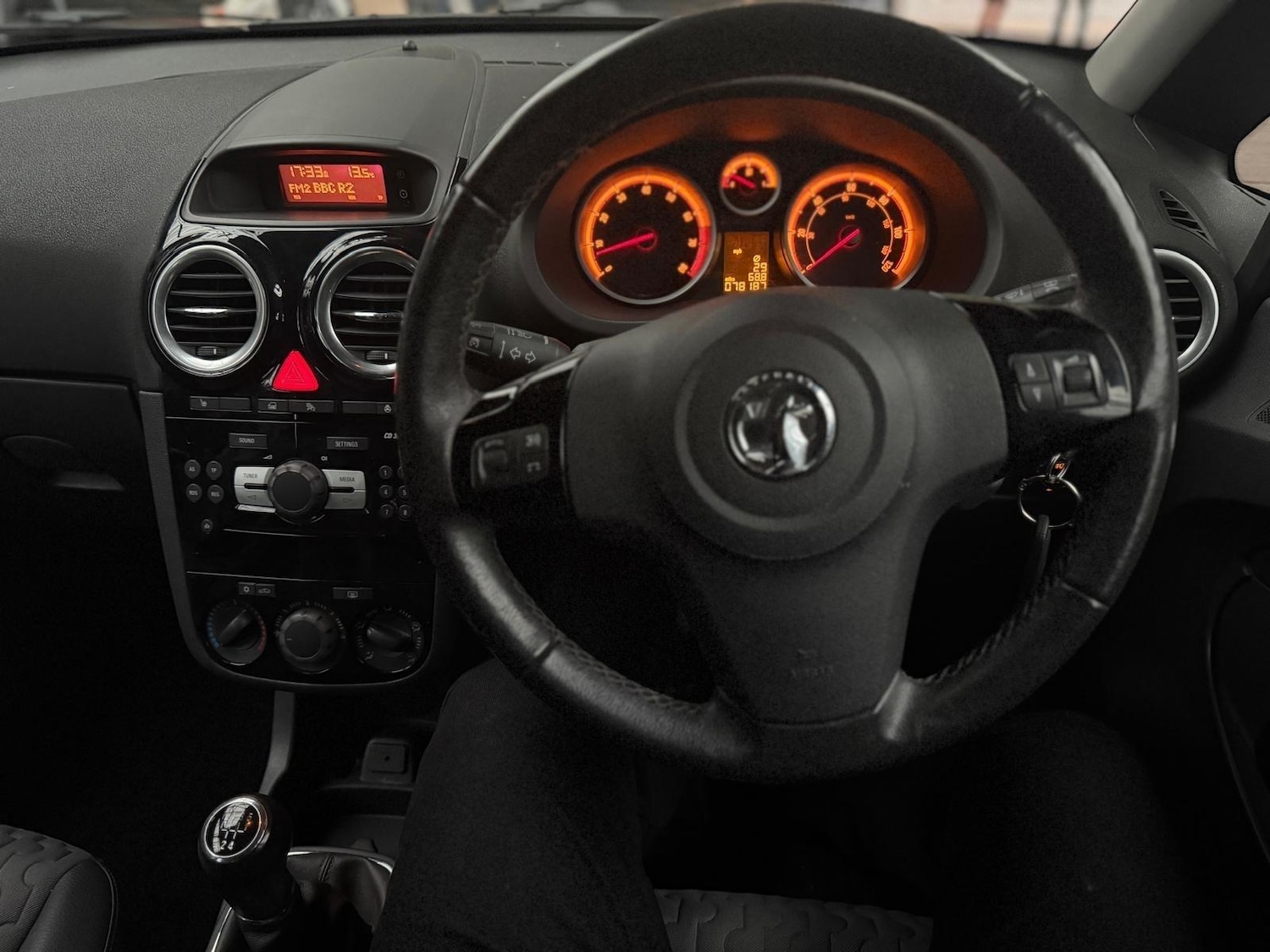 Used Vauxhall Corsa 2013 for sale - 76367050: Photo 12