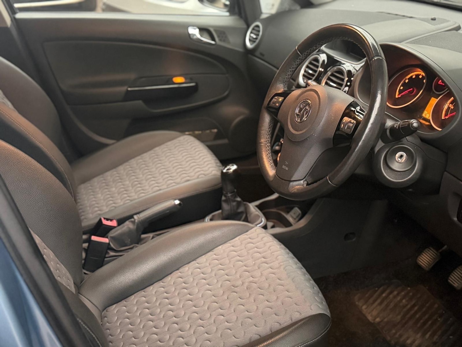 Used Vauxhall Corsa 2013 for sale - 76367050: Photo 9