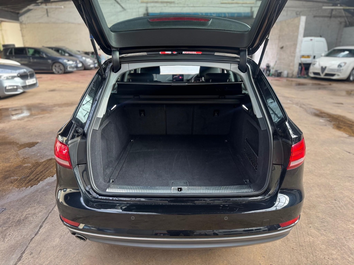 Used Audi A4 2017 for sale - 76508595: Photo 11