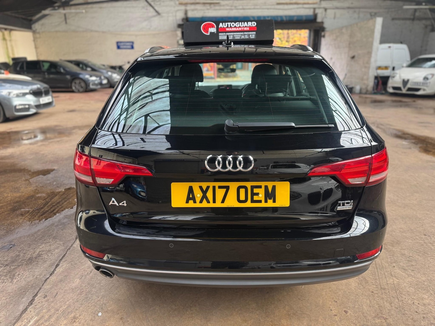 Used Audi A4 2017 for sale - 76508595: Photo 4