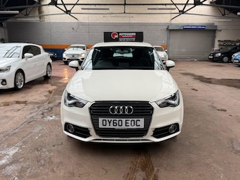 Used Audi A1 2010 for sale - 76653787: Photo
