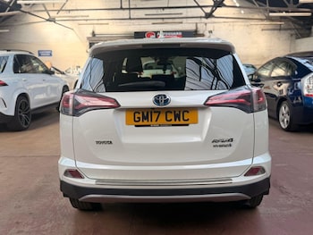 Used Toyota RAV4 2017 for sale - 78985088: Photo