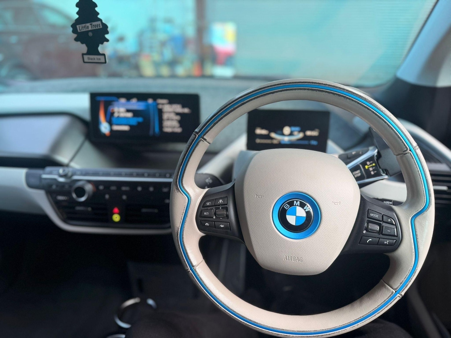 Used BMW i3 2015 for sale - 78133951: Photo 12