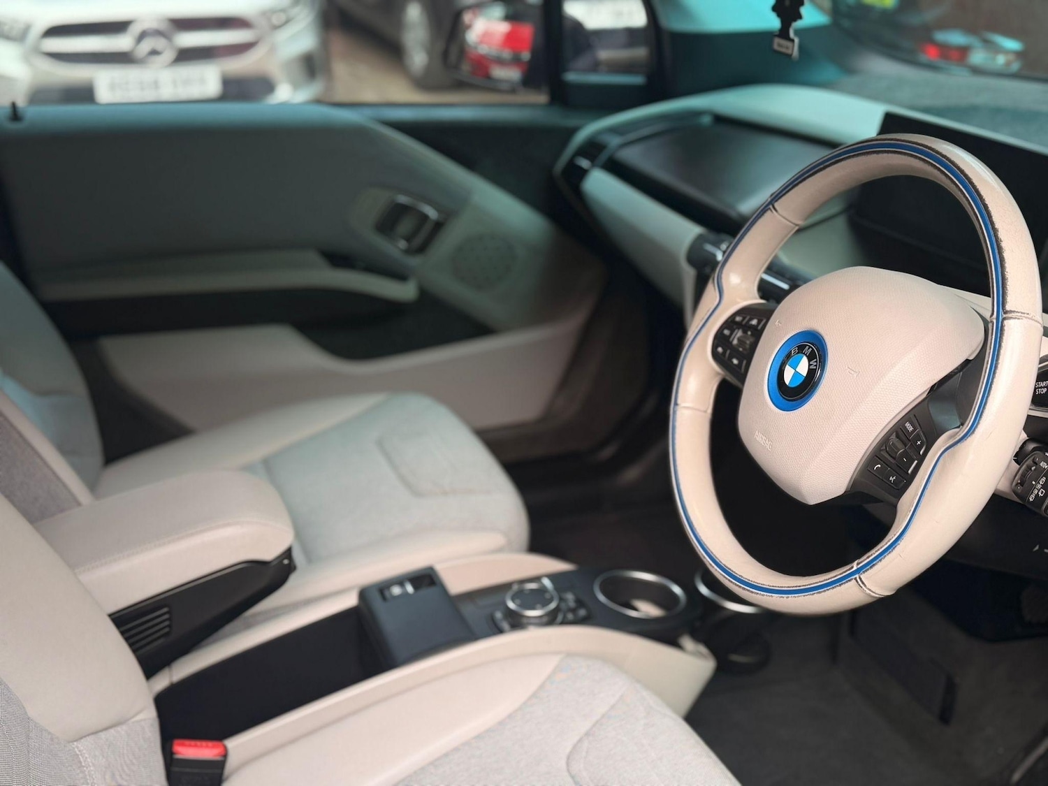 Used BMW i3 2015 for sale - 78133951: Photo 13