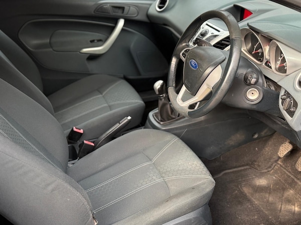 Used Ford Fiesta 2011 for sale - 76095535: Photo 9