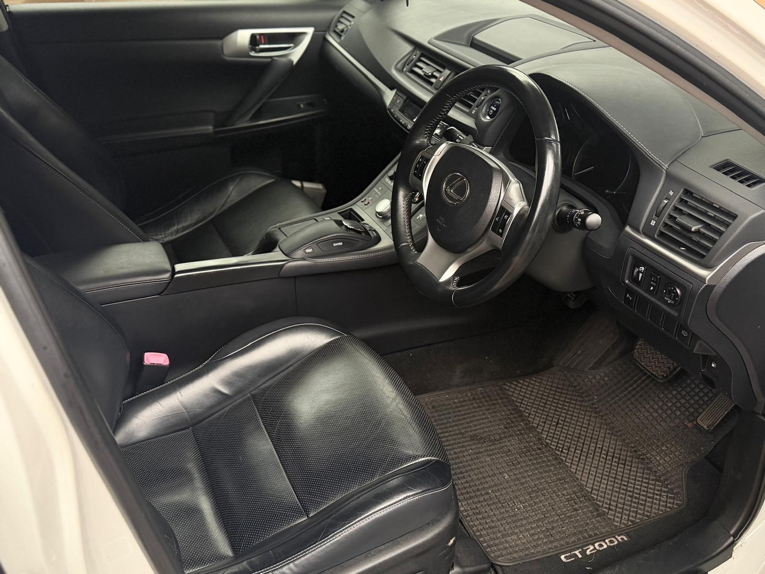 Used Lexus CT 2011 for sale - 76667808: Photo 9