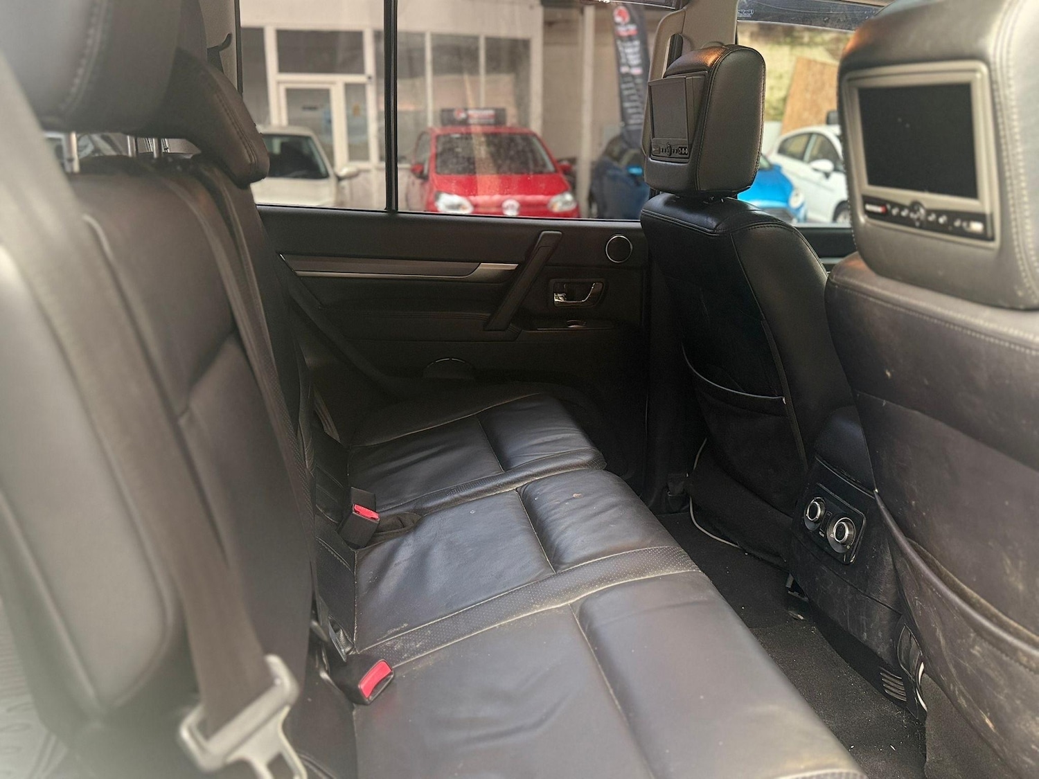 Used Mitsubishi Shogun 2011 for sale - 77890696: Photo 15