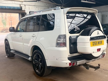 Used Mitsubishi Shogun 2011 for sale - 77890696: Photo