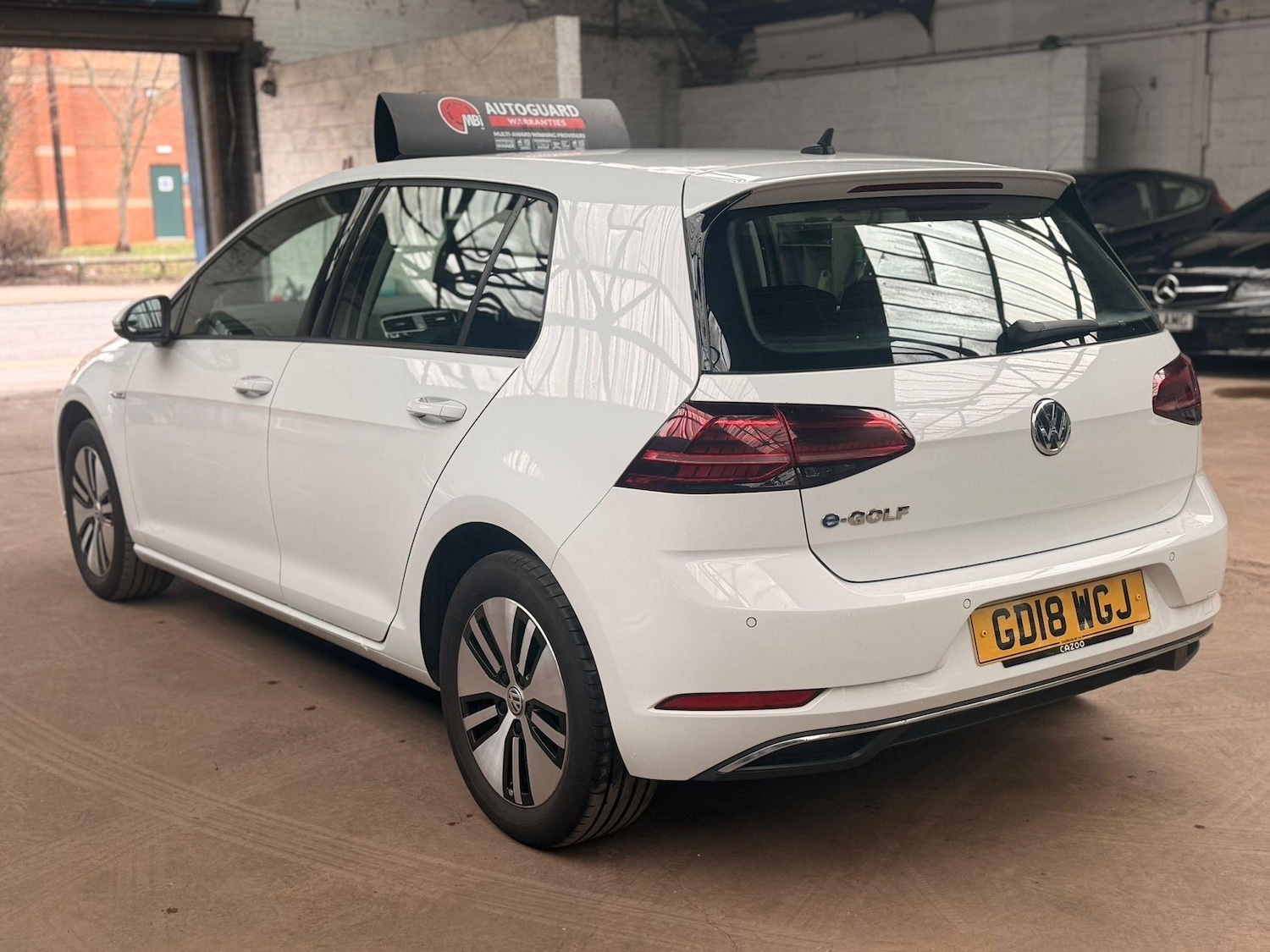 Used Volkswagen Golf 2018 for sale - 77626860: Photo 3