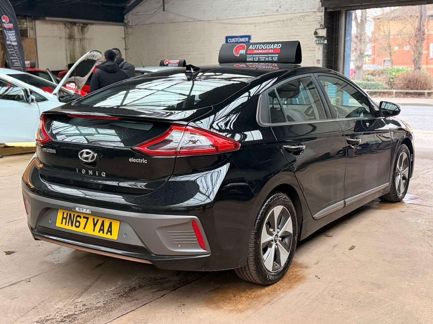 Used Hyundai IONIQ 2017 for sale - 77626856: Photo 2