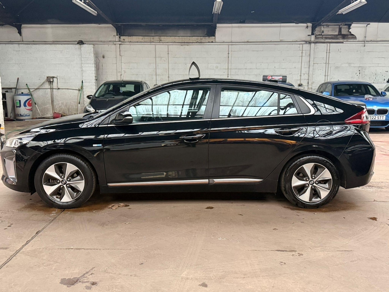Used Hyundai IONIQ 2017 for sale - 77626856: Photo 5